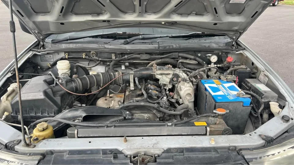 2010 Mitsubishi Triton IV 2