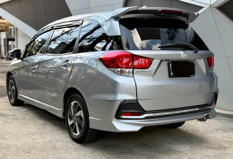 2018 Honda Mobilio II 2