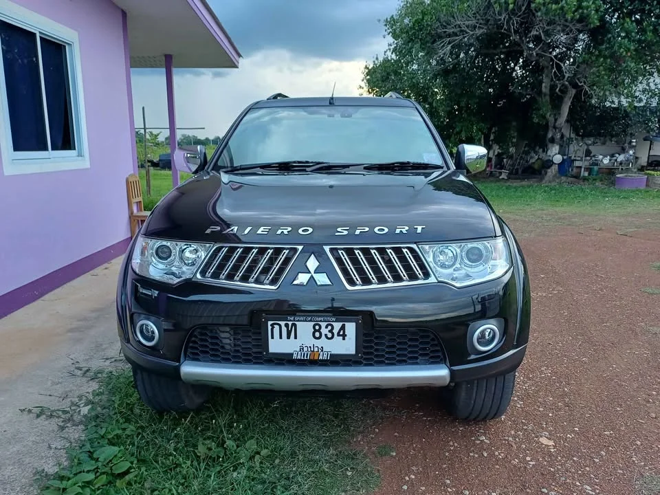 2011 Mitsubishi Pajero Sport II 2