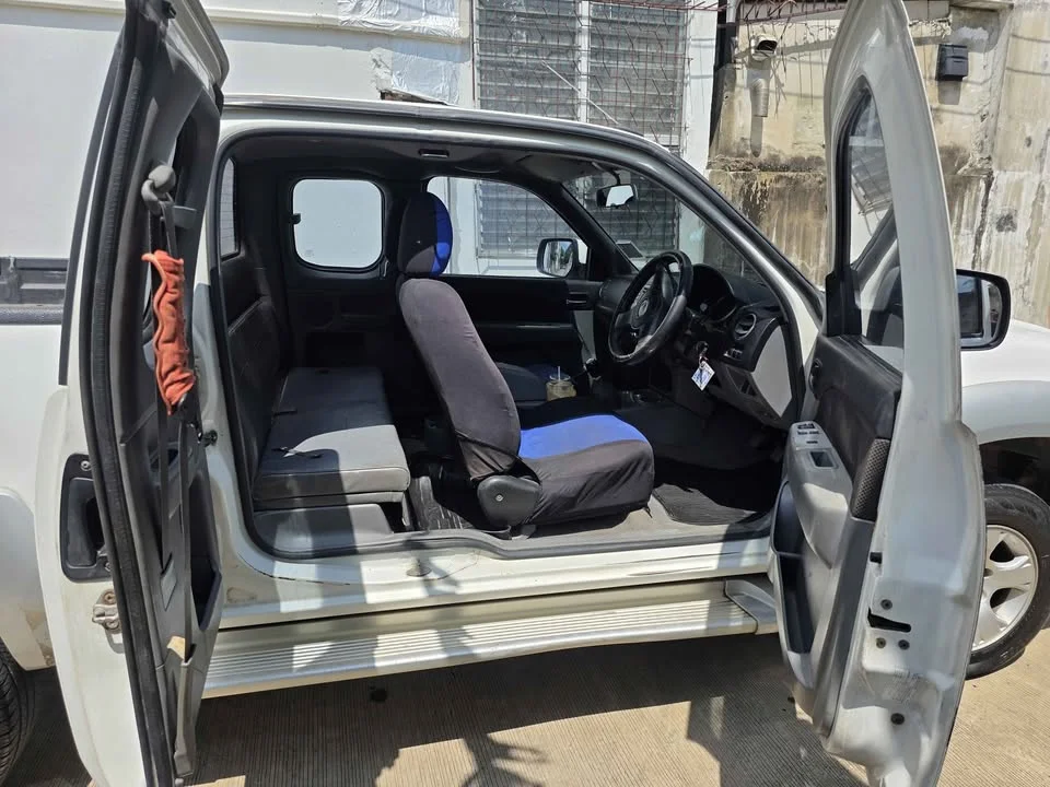 2010 Mazda BT-Series I 2