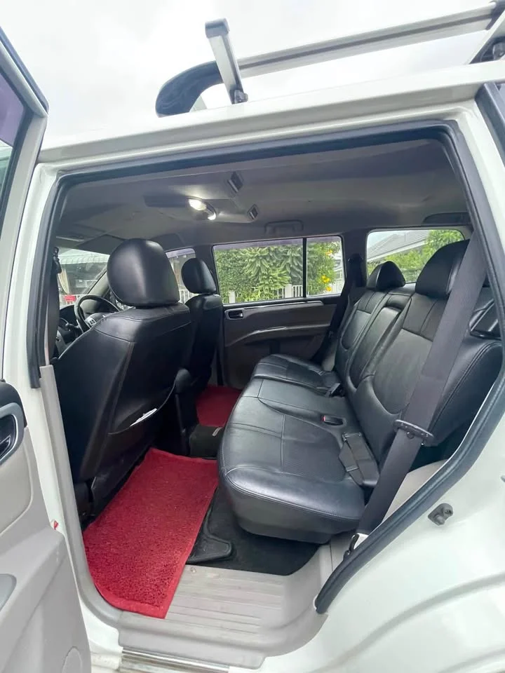 2013 Mitsubishi Pajero Sport II 2