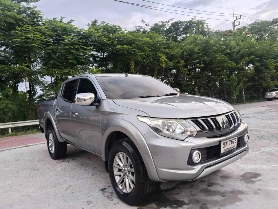 2016 Mitsubishi Triton V 3