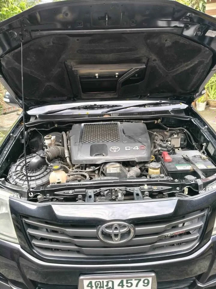 2013 Toyota Hilux VII 3