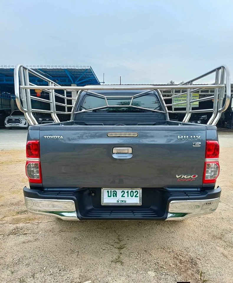 2011 Toyota Hilux VII 3