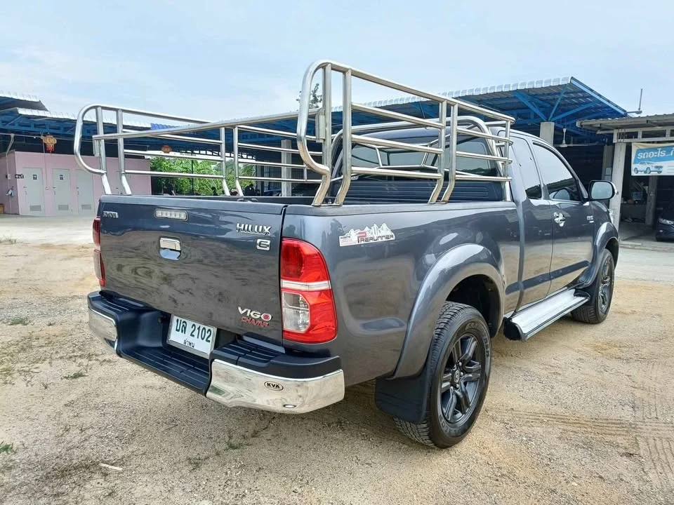 2011 Toyota Hilux VII 2