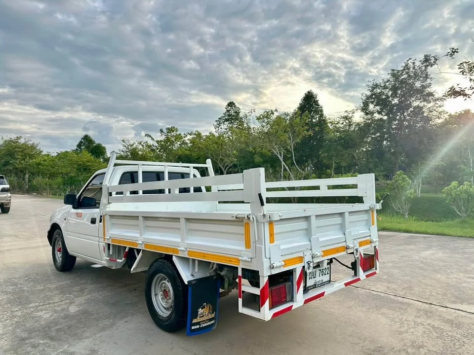2002 Isuzu Faster Dragon Eyes III 2