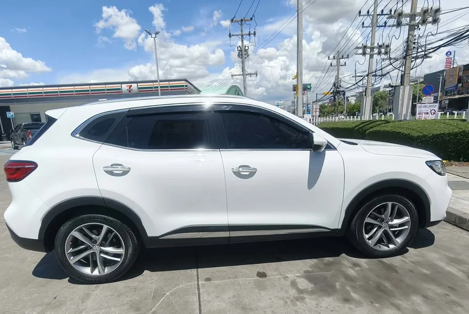 2019 MG HS 2