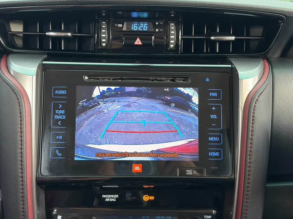 2016 Toyota Fortuner II 3