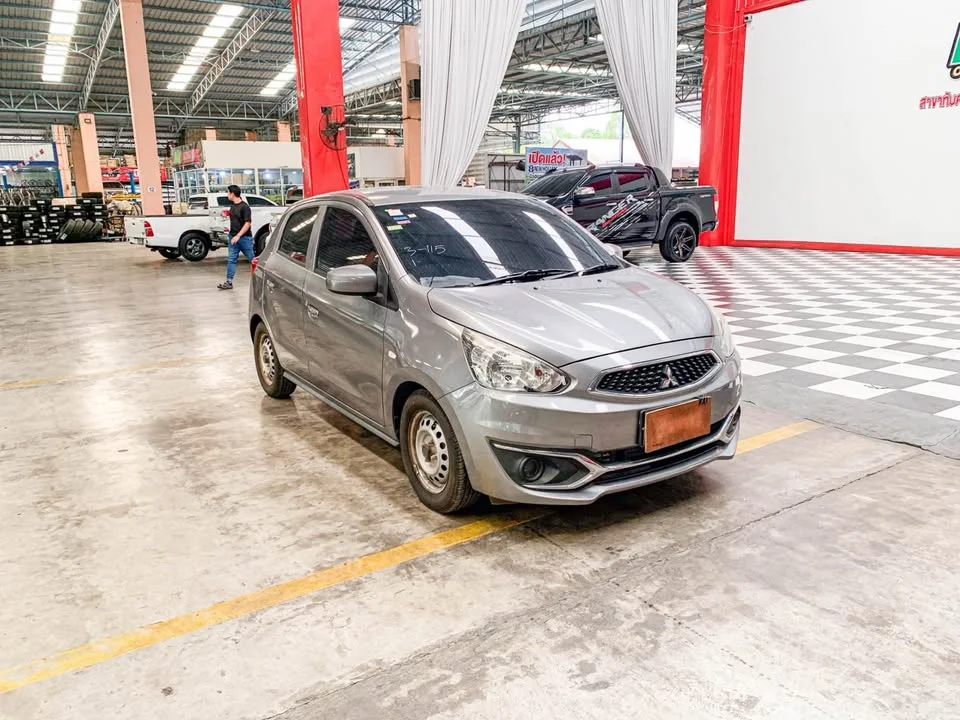 2016 Mitsubishi Mirage VI 3