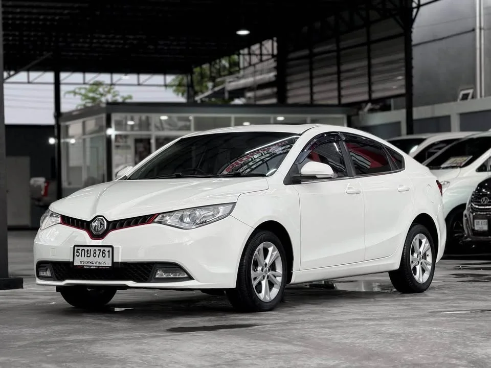 2015 MG 5 I  2