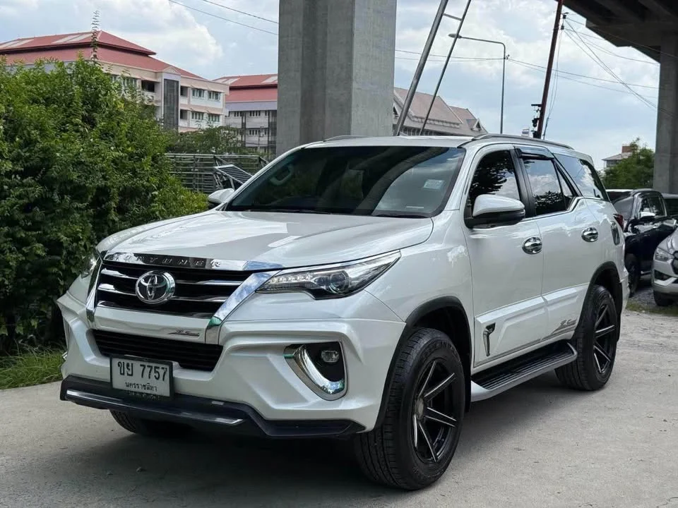 2018 Toyota Fortuner II 3