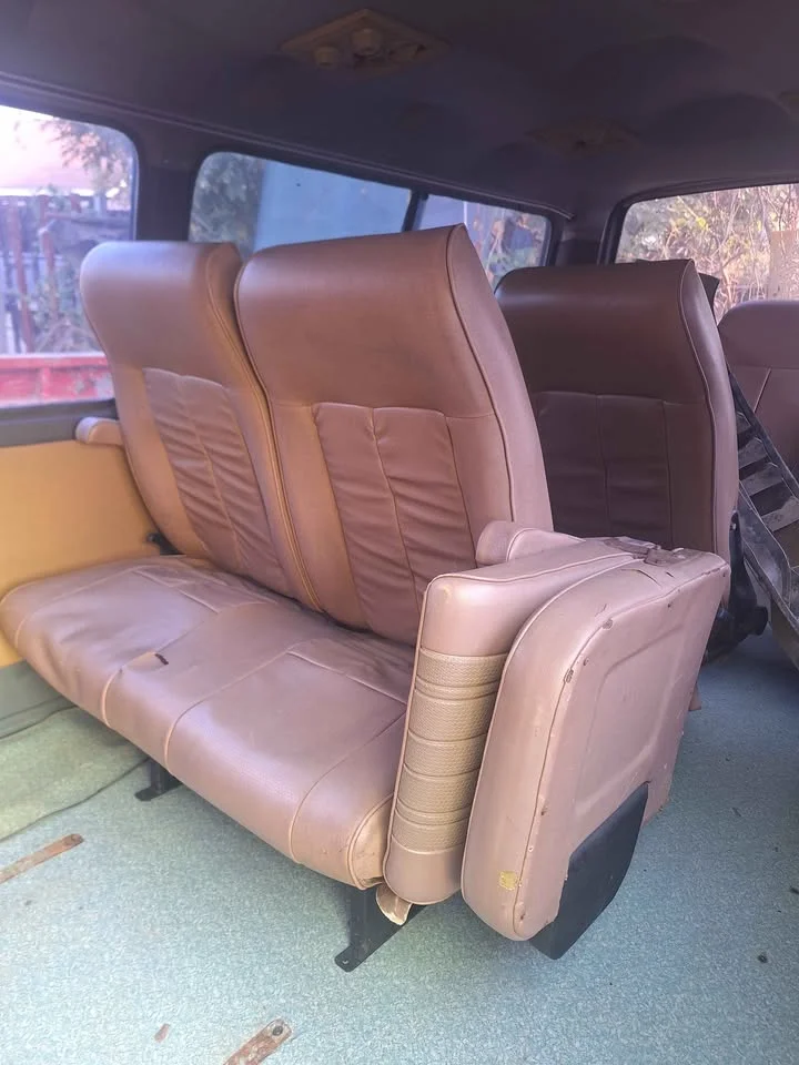 Toyota Commuter III 2