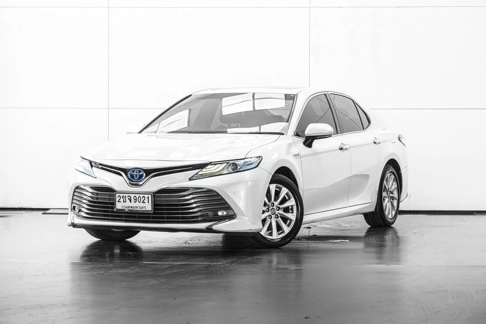 2021 Toyota Camry VIII (XV70) 3