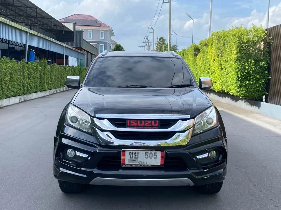 2014 Isuzu MU-X I 3