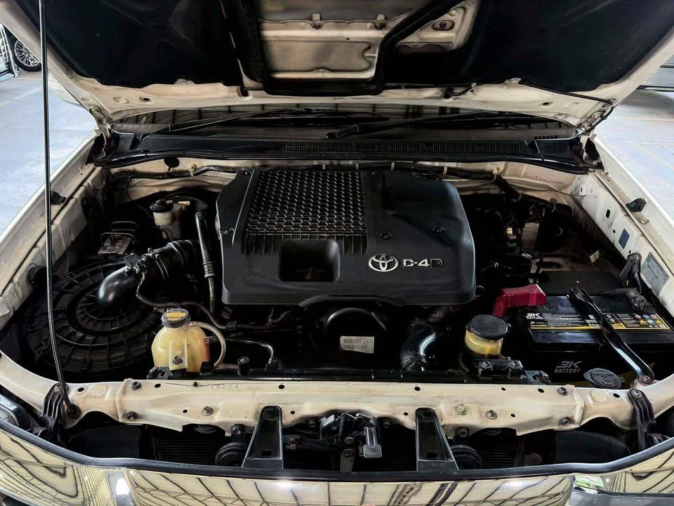 2014 Toyota Fortuner I 3