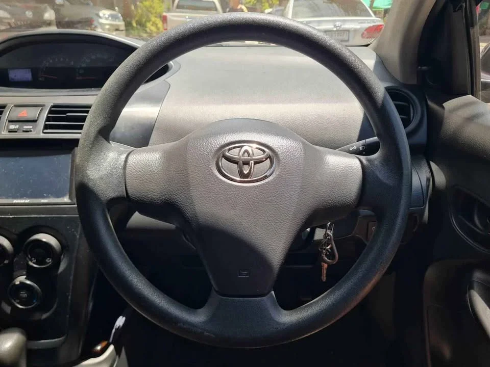 2010 Toyota Vios II 3