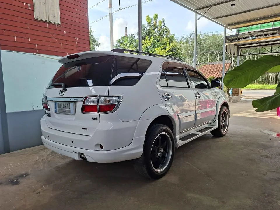 2009 Toyota Fortuner I 2