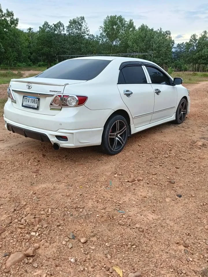 2008 Toyota Corolla Altis X (E140) 3
