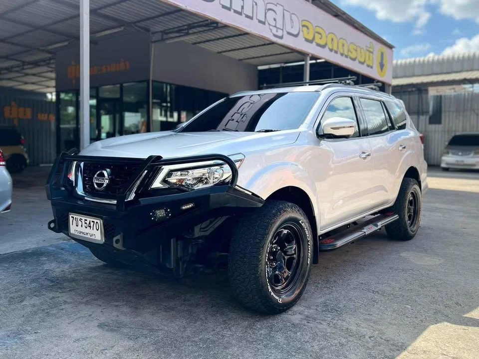 2019 Nissan Terra 3