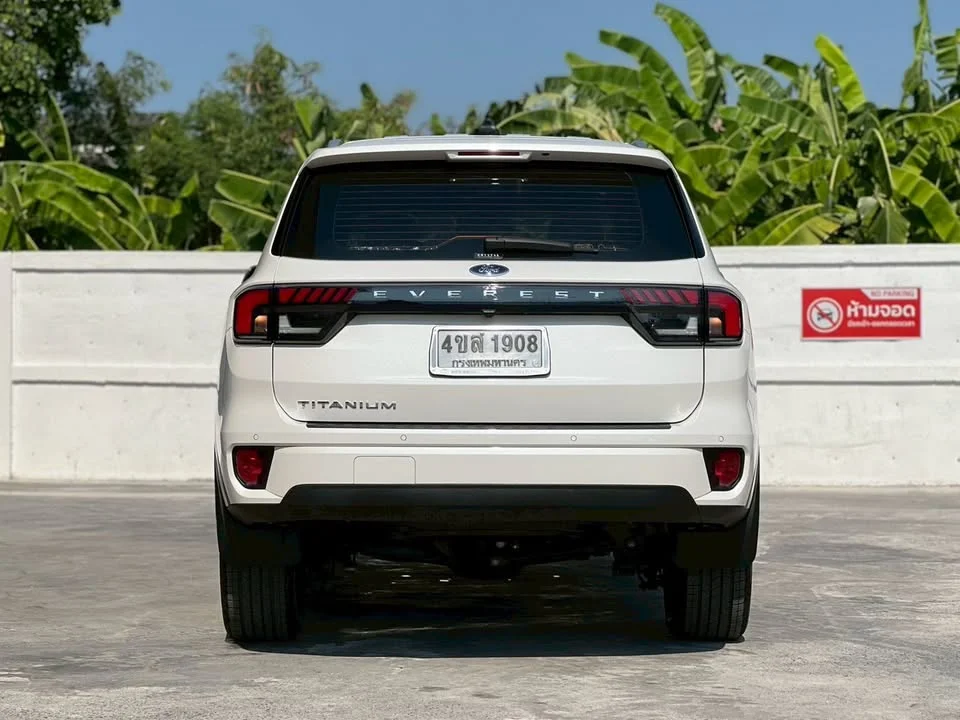 2023 Ford Everest III 3