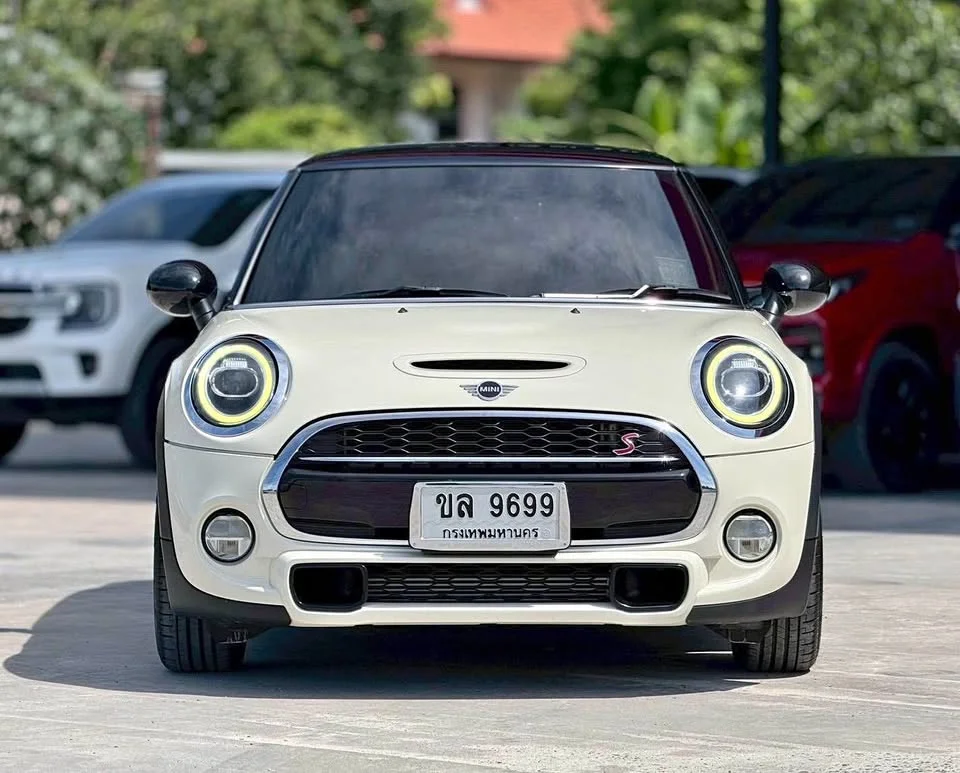 2020 Mini Hatch  III 2