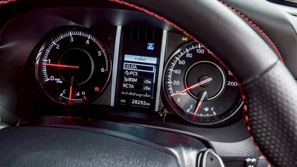 2024 Toyota Fortuner II 2