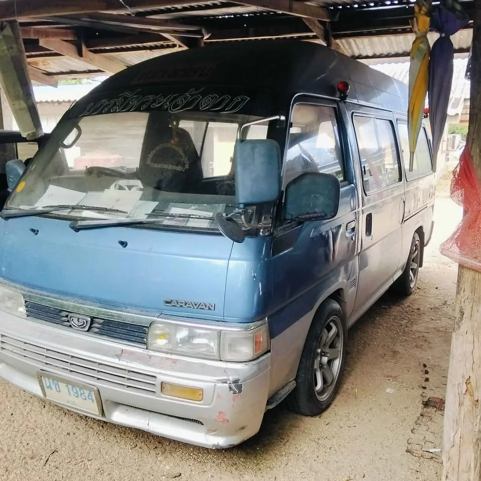 1996 Nissan Urvan IV (E24) 2