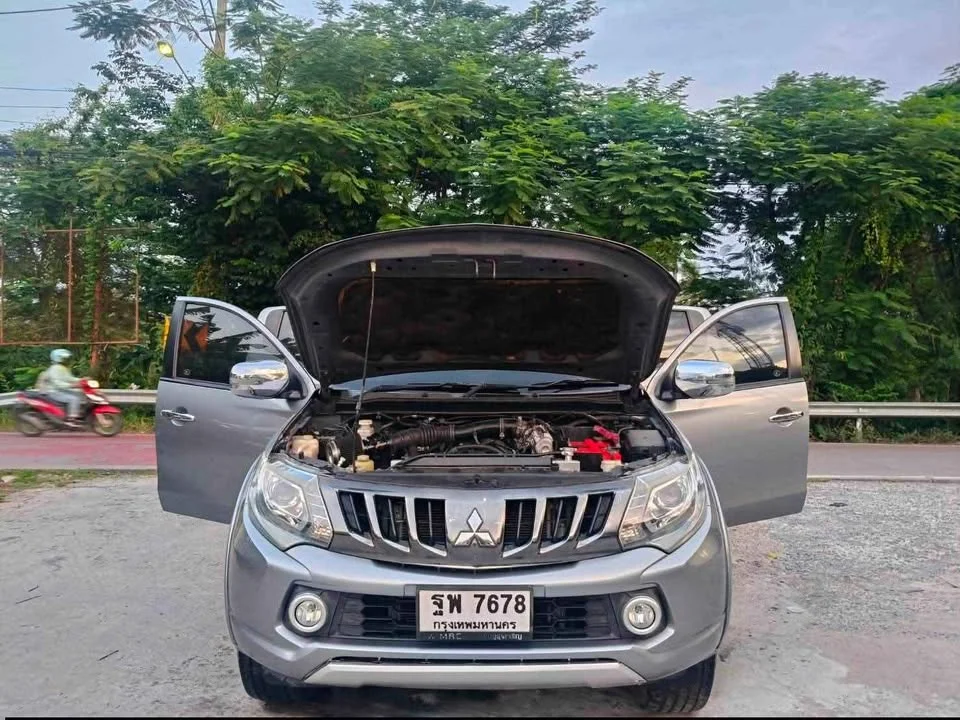 2015 Mitsubishi Triton V 3