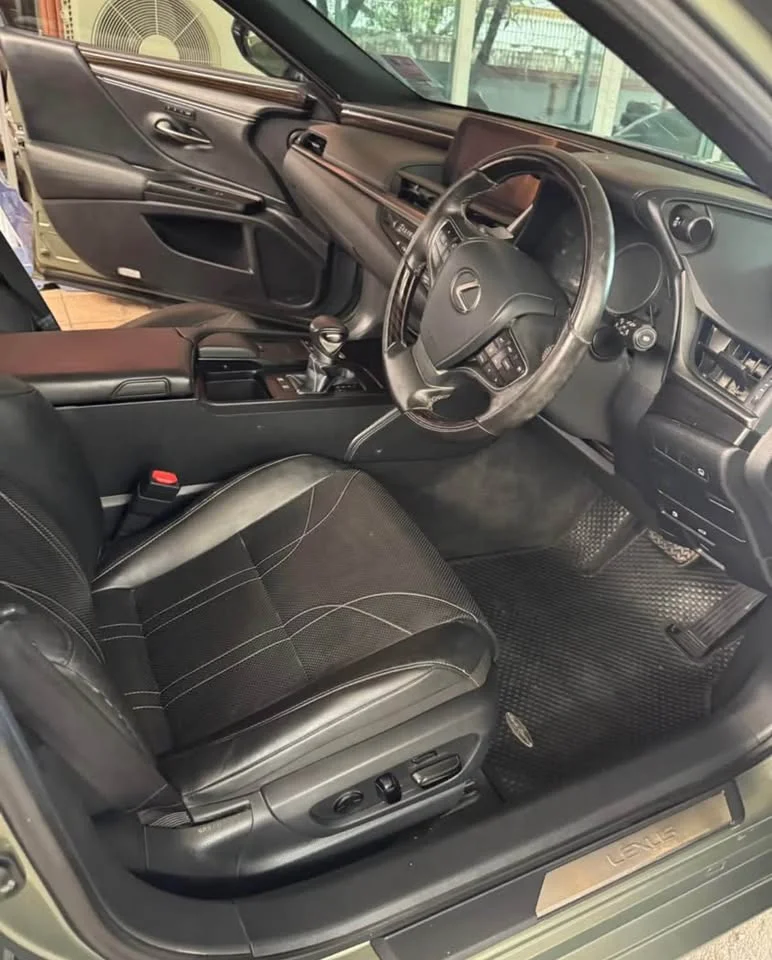 2018 Lexus ES VII 3