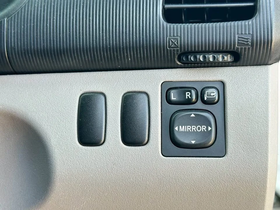 2011 Mitsubishi Triton IV 2