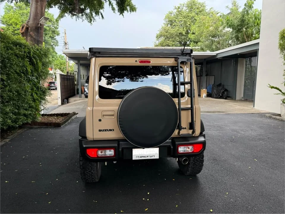 2023 Suzuki Jimny IV 3