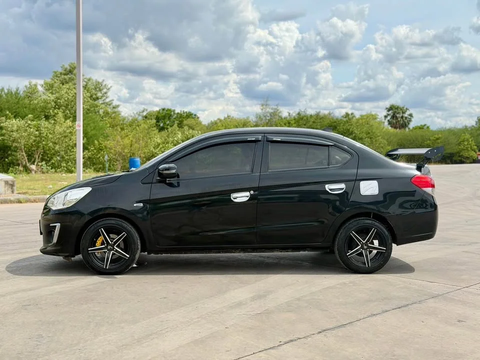 2015 Mitsubishi Attrage VI 3