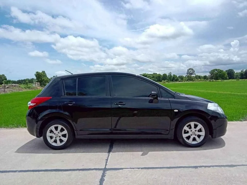 2011 Nissan Tiida I (C11) 3