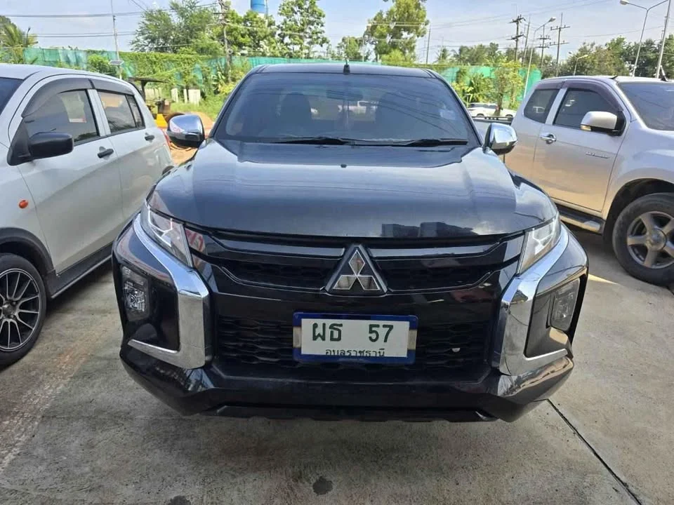 2019 Mitsubishi Triton V 2