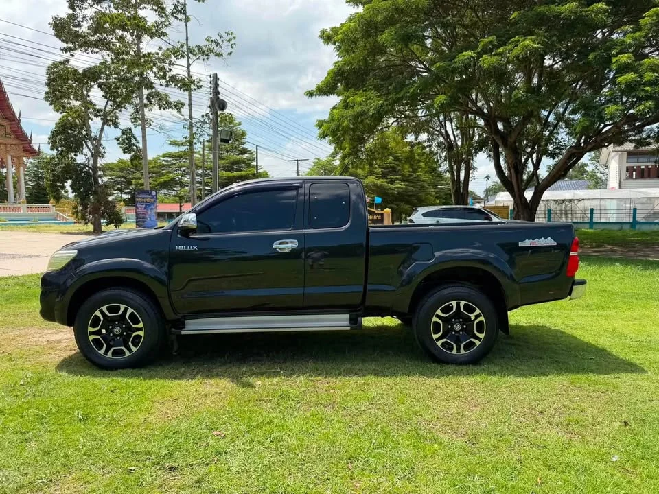 2013 Toyota Hilux VII 3