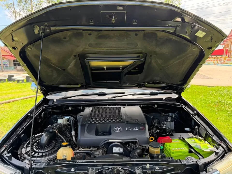 2013 Toyota Hilux VII 2