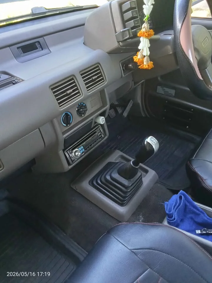 1996 Isuzu TFR III 3