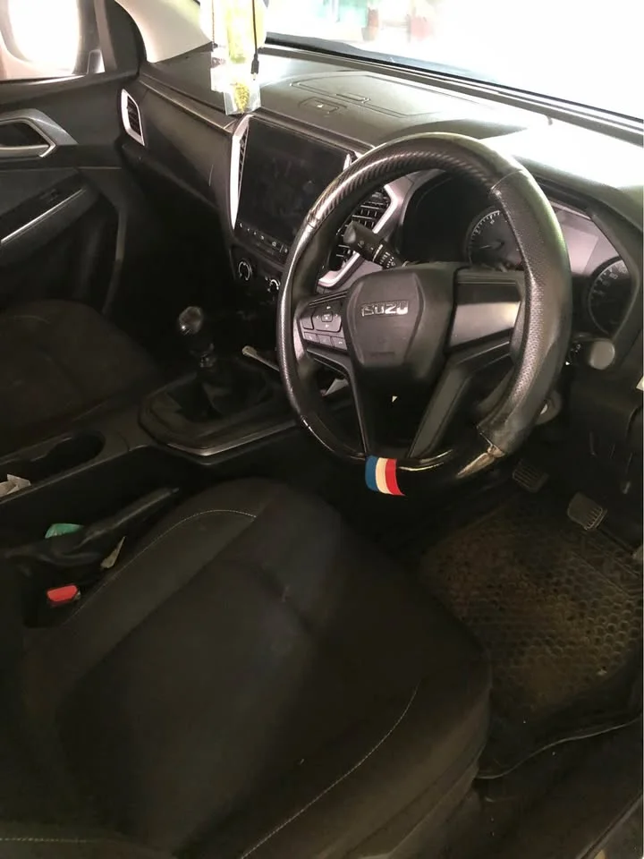 2020 Isuzu D-Max III (RG) 3