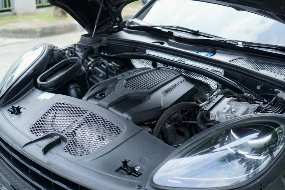 2024 Porsche Macan I 2