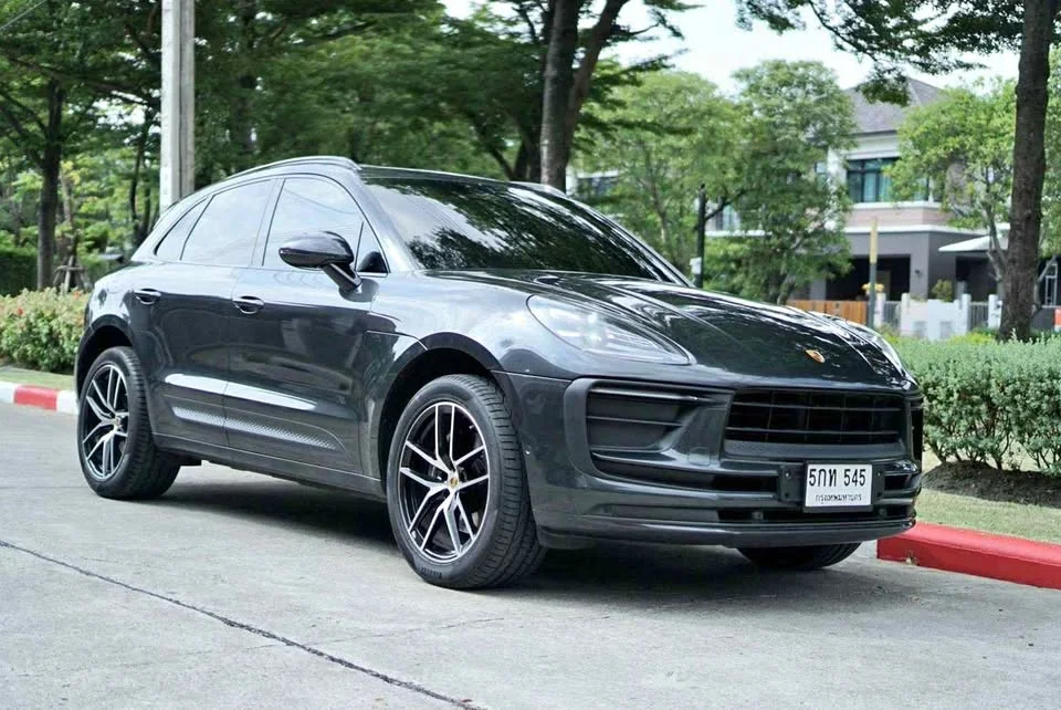 2024 Porsche Macan I 3