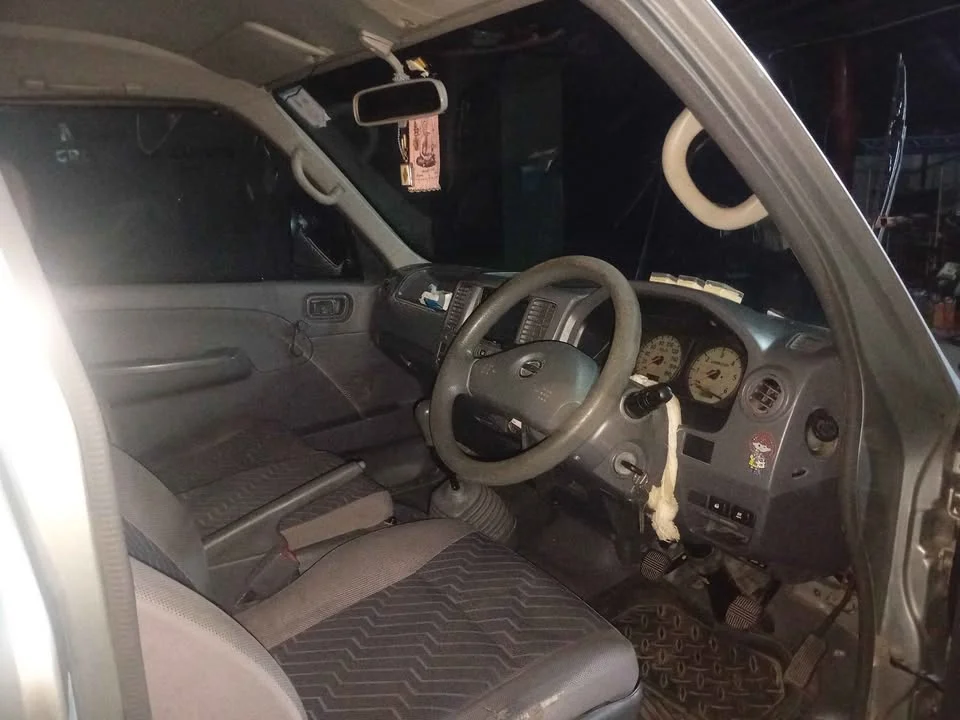 2005 Nissan Urvan V (E25) 2