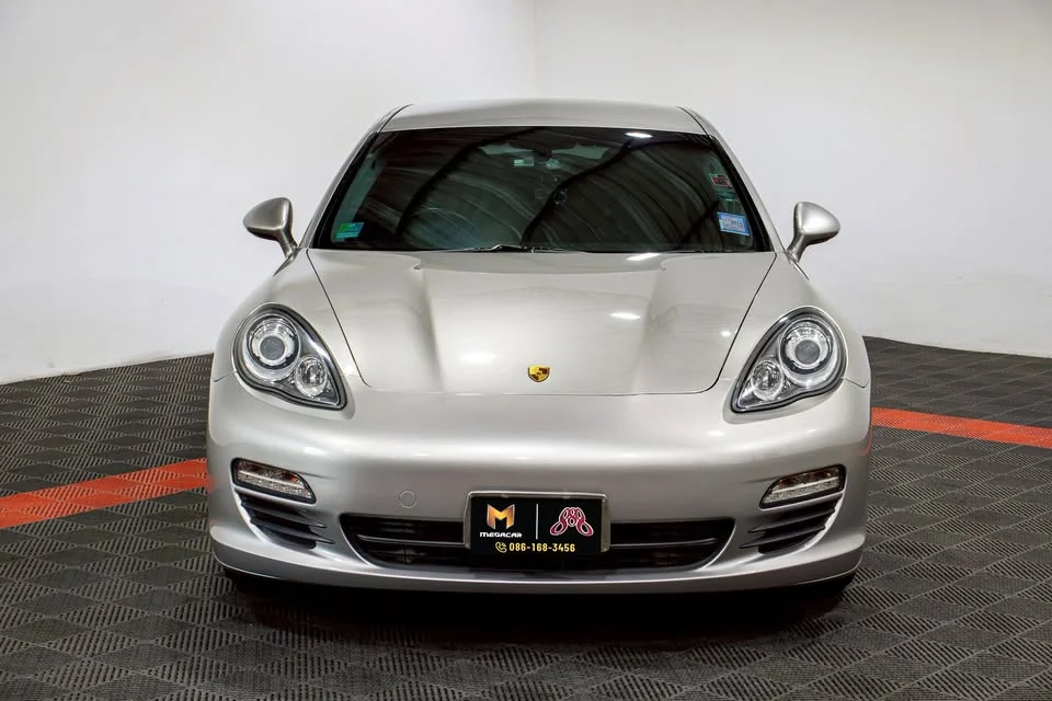 2011 Porsche Panamera I 2