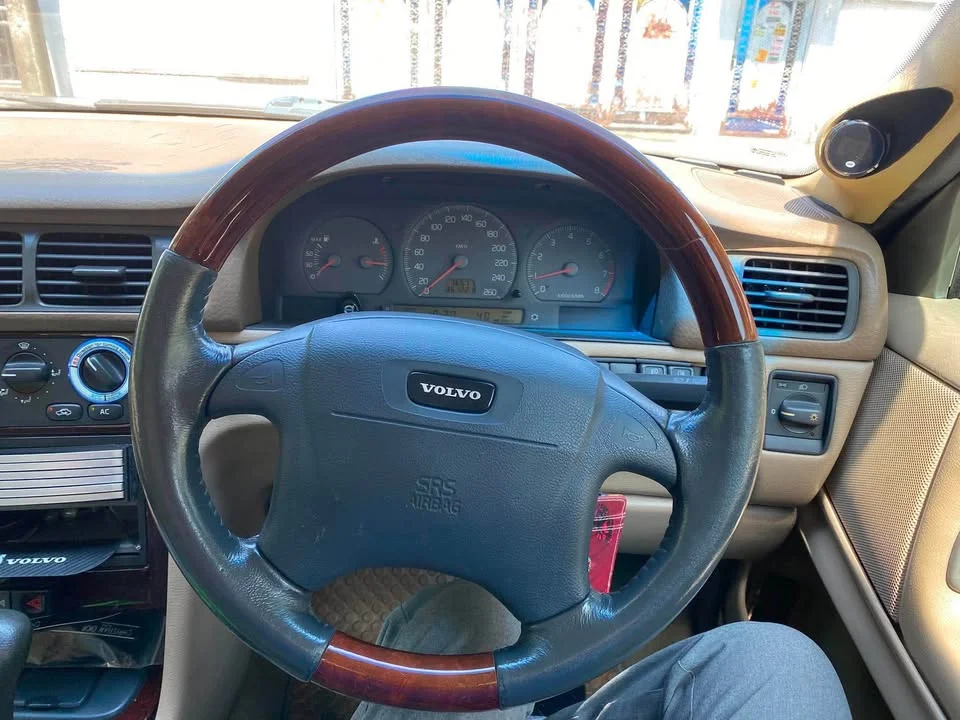 Volvo S70 2