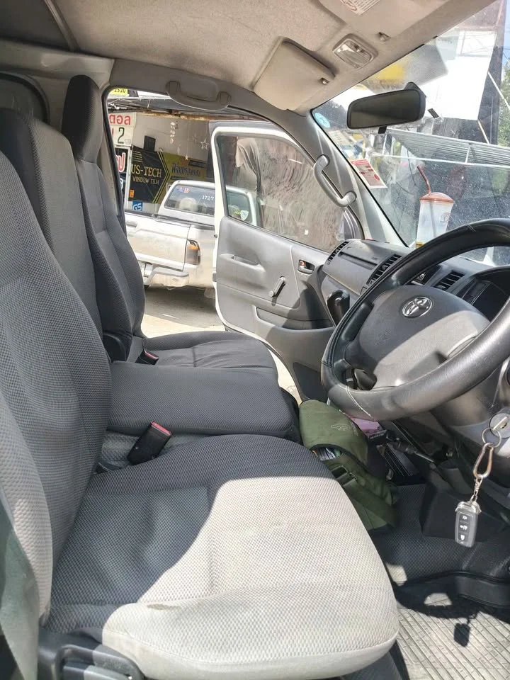 2014 Toyota HiAce V (H200) 2