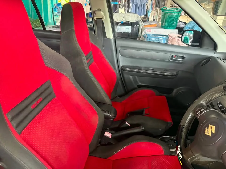 2010 Suzuki Swift I 2