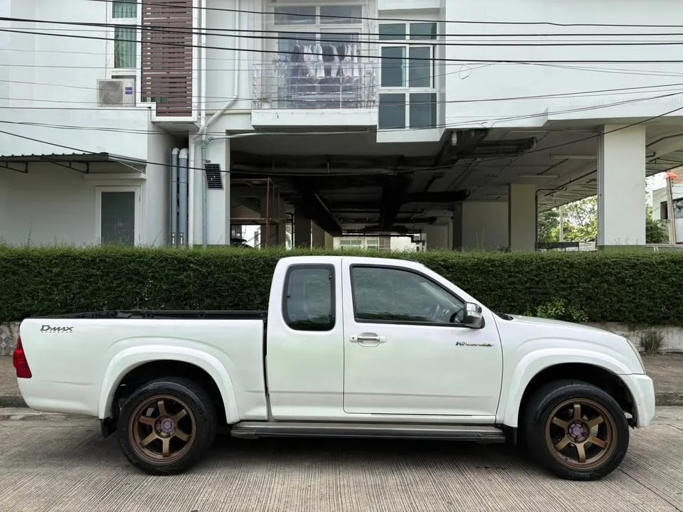2009 Isuzu D-Max I 3