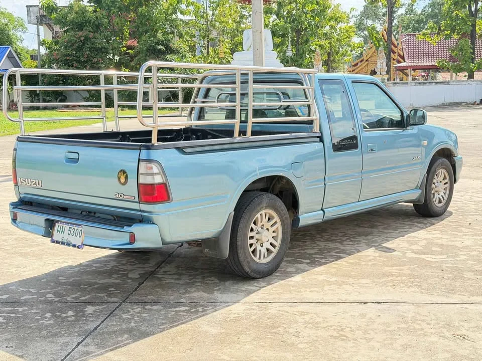 2002 Isuzu Faster Dragon Eyes III 3