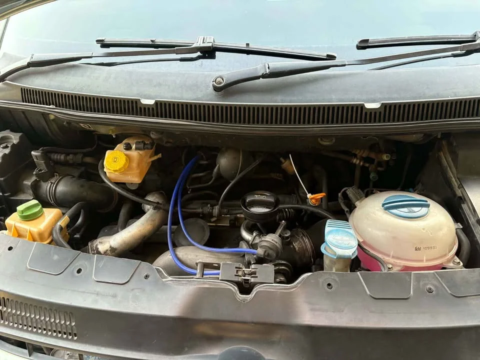 2005 Volkswagen Caravelle T5 2