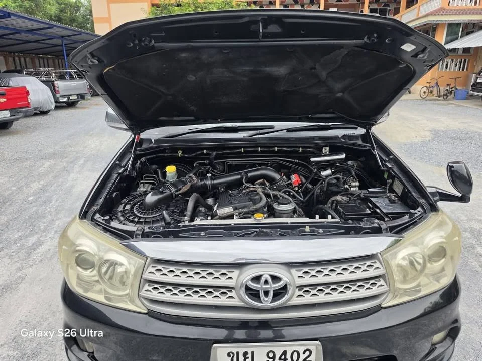 2009 Toyota Fortuner I 3