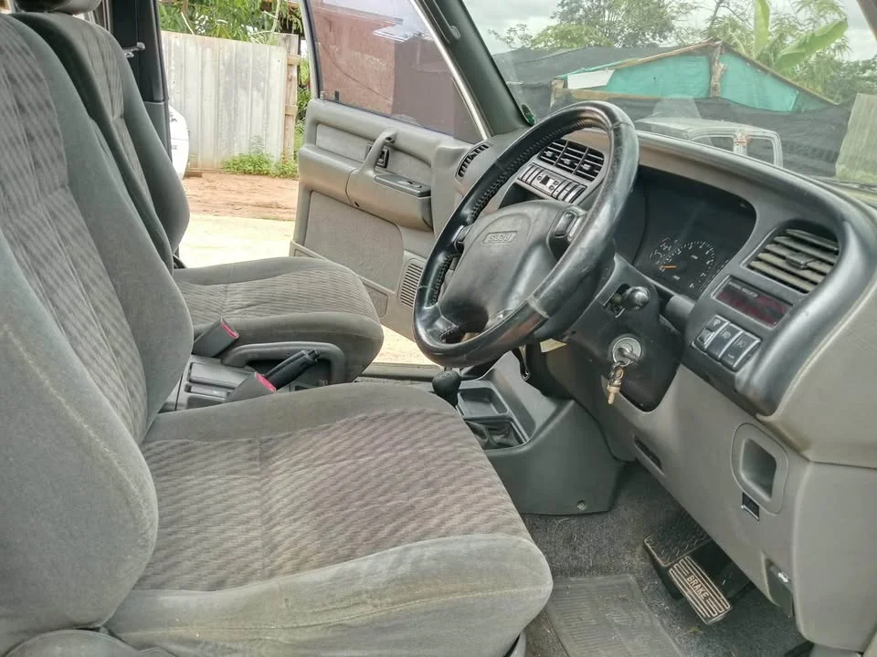1997 Isuzu Trooper II 3